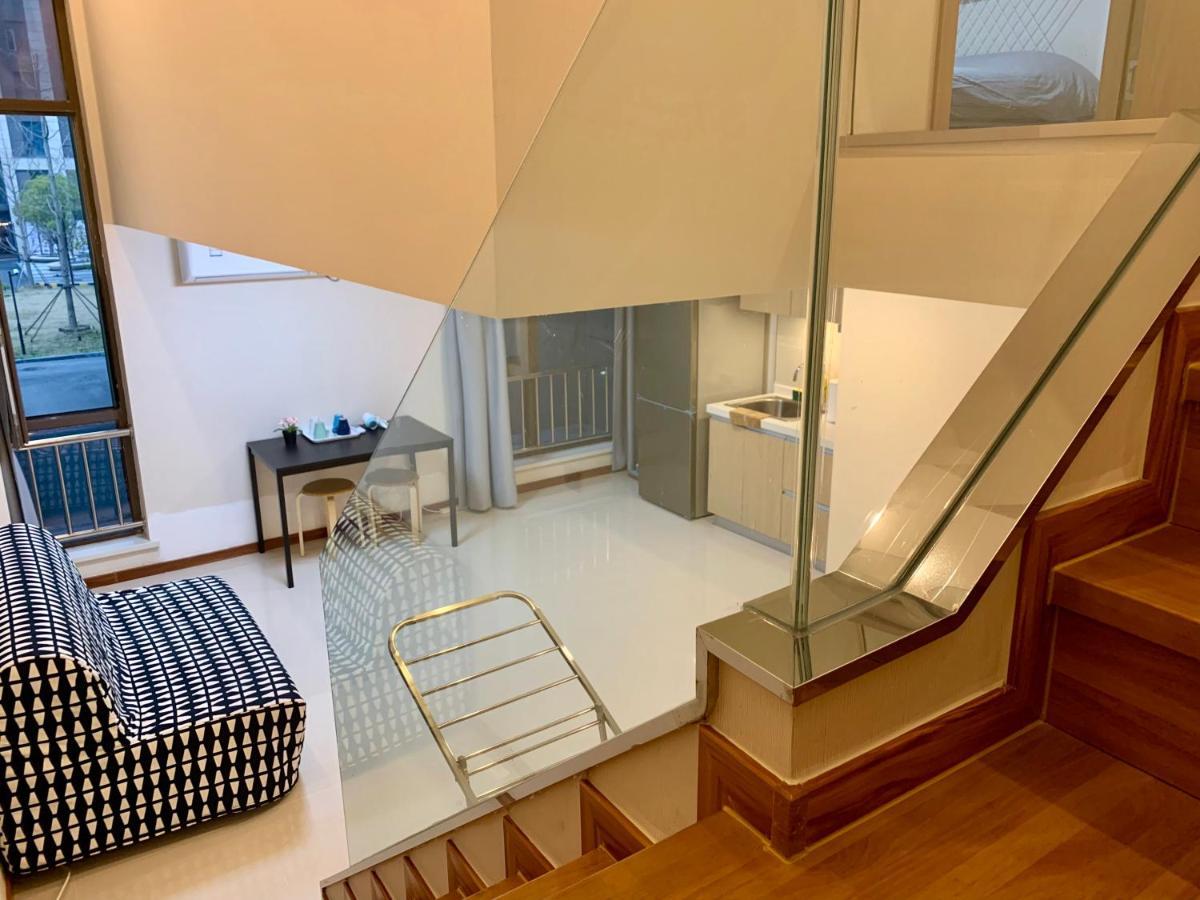 Inestin Shanghai Apt Waigaoqiao Luaran gambar