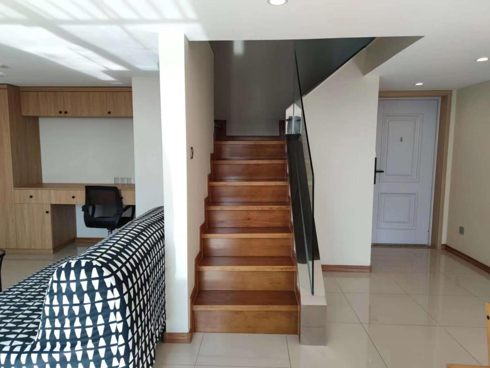 Inestin Shanghai Apt Waigaoqiao Luaran gambar