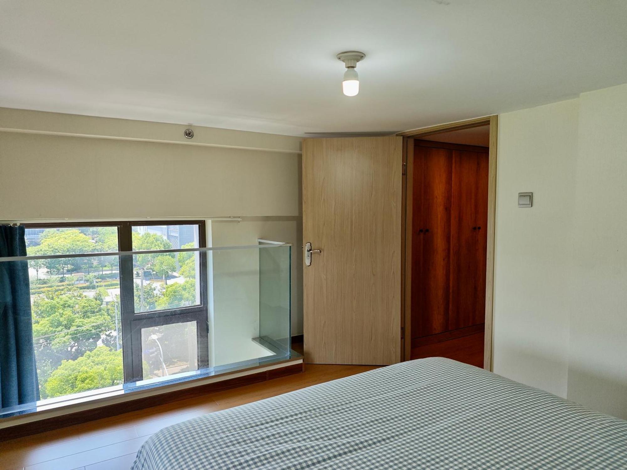 Inestin Shanghai Apt Waigaoqiao Luaran gambar